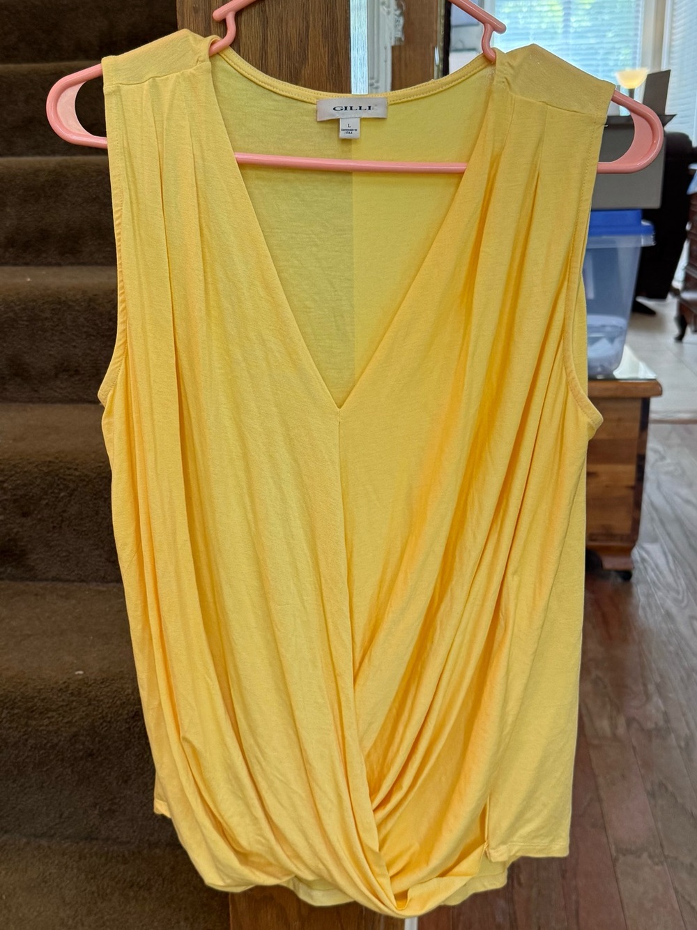 GILLI - Light Yellow Draped V-Neck Sleeveless Camisole/Top size Large
